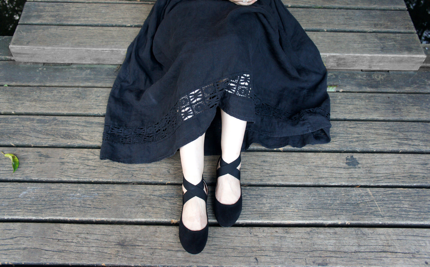 Feversole Women's Fashion Elastic Ankle Strap Shoes Round Toe Ballet Flat Faux Suede