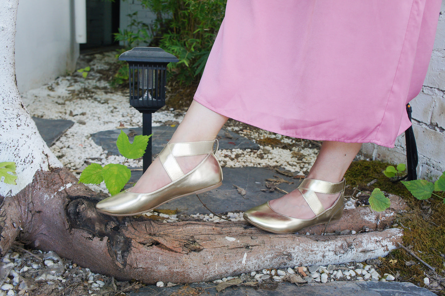 Feversole Women's Fashion Elastic Ankle Strap Shoes Round Toe Ballet Flat