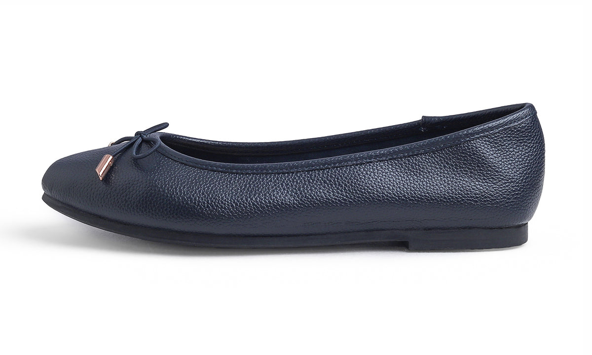 Feversole Women's Soft Cushion Comfort Round Toe Metal Trim Fashion Ballet Flats Walking Shoes Grain Vegan Leather