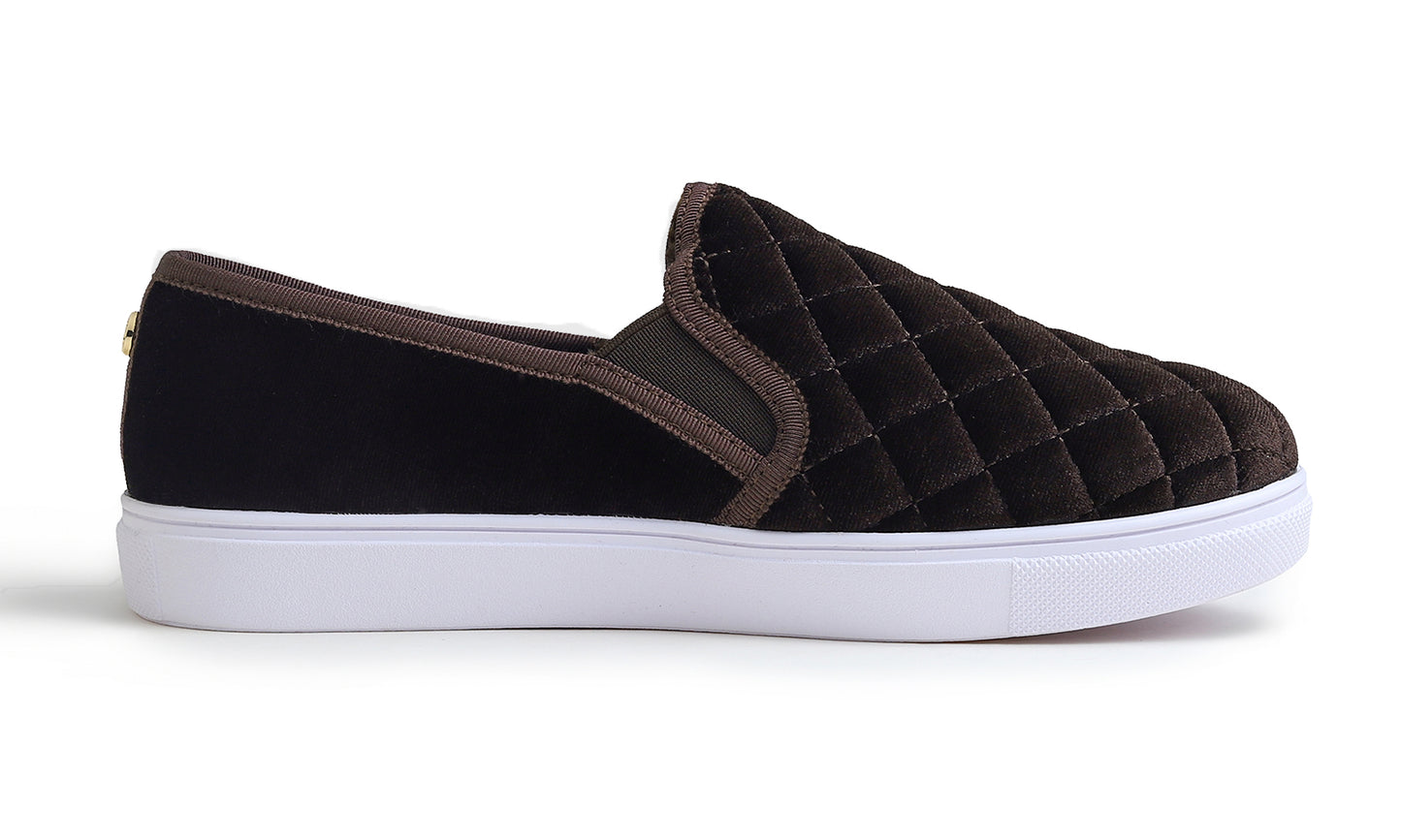 Feversole Women's Casual Slip On Sneaker Comfort Quilted Loafer Flats Velvet Quilted