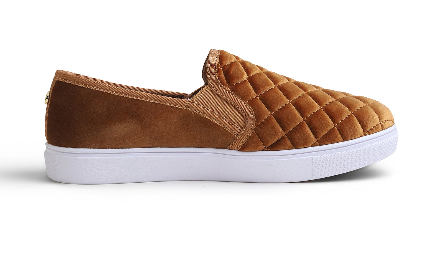 Feversole Women's Casual Slip On Sneaker Comfort Quilted Loafer Flats Velvet Quilted