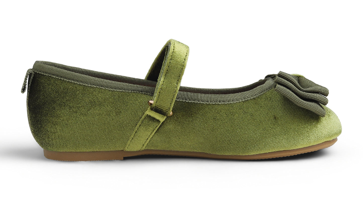 Feversole Girls Cute Dress Mary Jane Shoes Bow Tie Sunday Holiday Ballet Flats Velvet With Tri Bow
