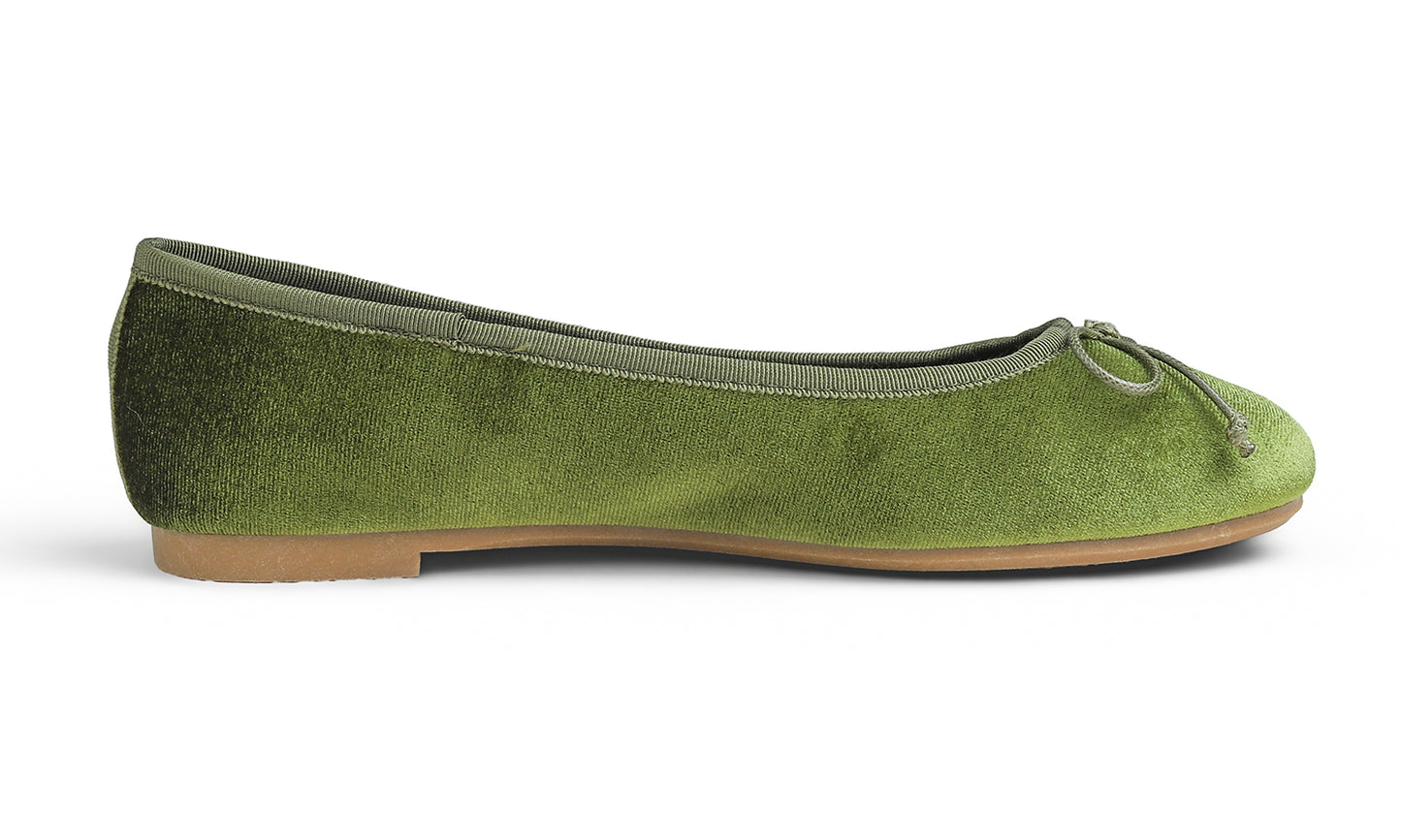 Feversole Women's Ultra Soft Colorful Memory Foam Cushioned Faux Suede Home Ballet Flats Velvet