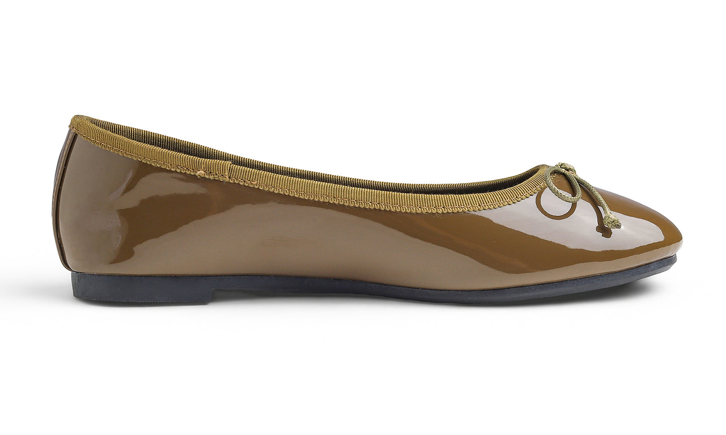 Feversole Women's Bling Soft Cushioned Comfort Flats Sparkle Party Ballets Patent