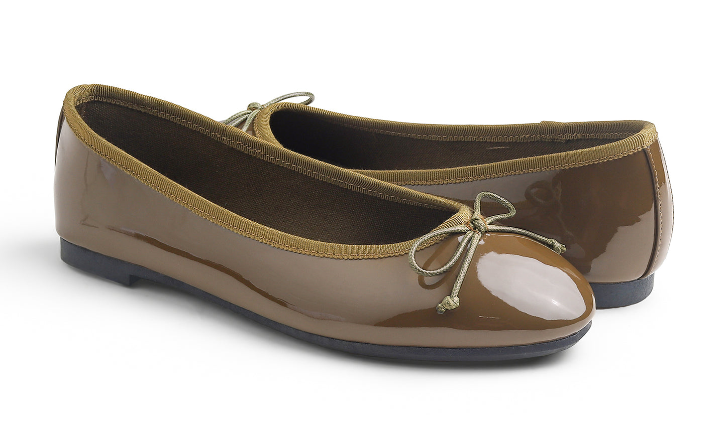 Feversole Women's Bling Soft Cushioned Comfort Flats Sparkle Party Ballets Patent