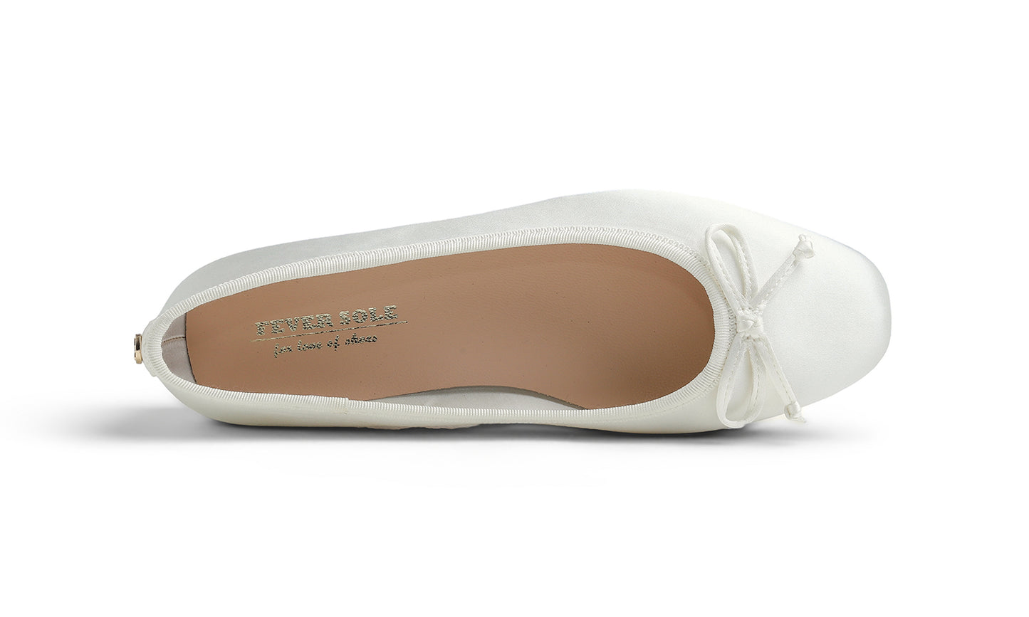 Feversole Flat - White