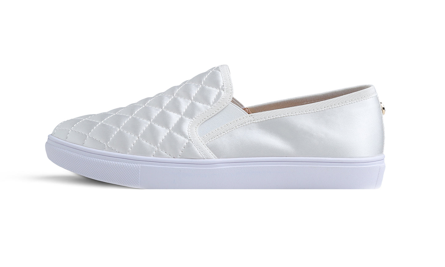 Feversole Loafer - White