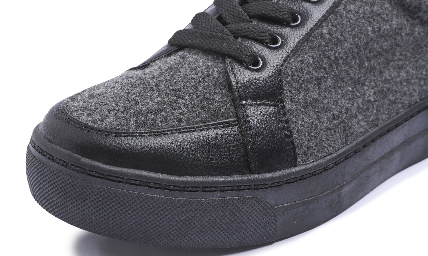 Feversole Women's Winter Vegan Leather Lightweight Platform Lace-Up Street Sneakers Dark Grey Faux Woolen PU